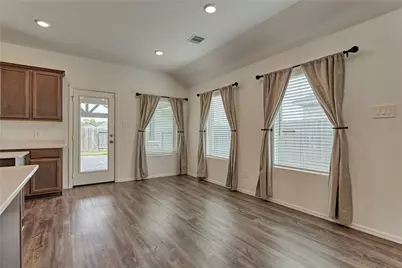 211 Garnett Street, Magnolia, TX 77354 - Photo 16