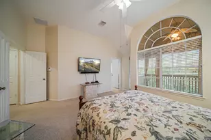 74 E Lakeridge Dr, The Woodlands, TX 77381 - Photo 28