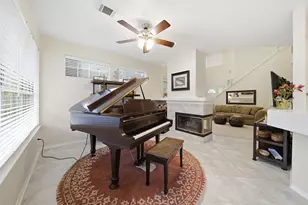 74 E Lakeridge Dr, The Woodlands, TX 77381 - Photo 18