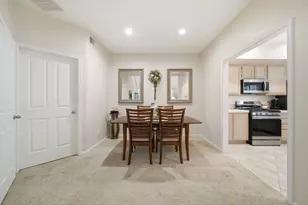 74 E Lakeridge Dr, The Woodlands, TX 77381 - Photo 10