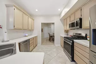 74 E Lakeridge Dr, The Woodlands, TX 77381 - Photo 14