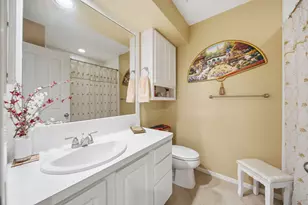 74 E Lakeridge Dr, The Woodlands, TX 77381 - Photo 24