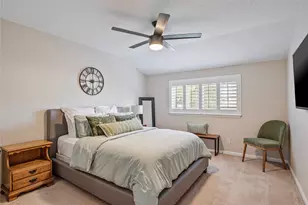 10218 Burgoyne Rd, Houston, TX 77042 - Photo 38