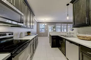 182 W Stedhill Loop, The Woodlands, TX 77384 - Photo 6