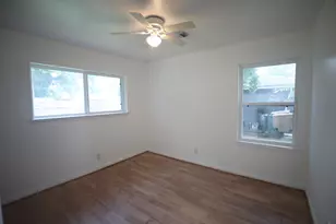 5738 Newquay St, Houston, TX 77085 - Photo 20