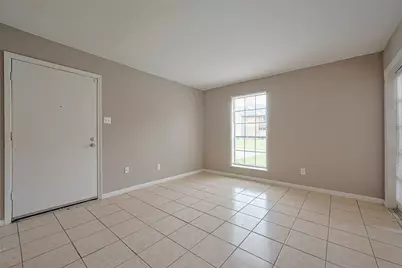 9090 S Braeswood Boulevard #43, Houston, TX 77074 - Photo 8