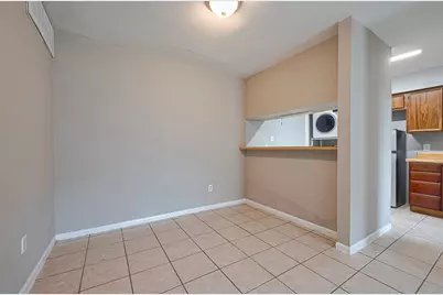 9090 S Braeswood Boulevard #43, Houston, TX 77074 - Photo 4