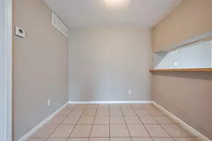 9090 S Braeswood Blvd, Houston, TX 77074 - Photo 10