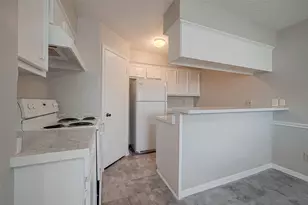 11503 Meadow Ln, Houston, TX 77477 - Photo 18