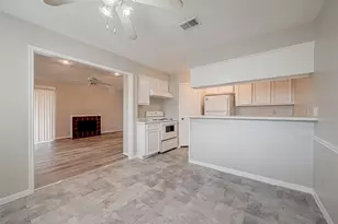 11503 Meadow Ln, Houston, TX 77477 - Photo 14
