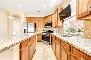 6315 Linfield Bluff Ln, Katy, TX 77494 - Photo 28