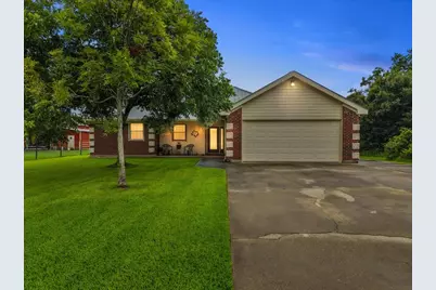 6727 Avenue C 1/2, Santa Fe, TX 77510 - Photo 2