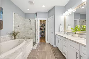 1010 Shepherd Oaks Dr, Houston, TX 77018 - Photo 22