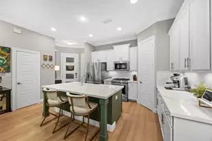 1010 Shepherd Oaks Dr, Houston, TX 77018 - Photo 10
