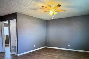 8010 Roswell St, Houston, TX 77022 - Photo 4