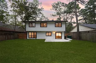 203 S Pathfinders Cir, The Woodlands, TX 77381 - Photo 8