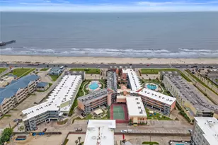6300 Seawall Blvd, Galveston, TX 77551 - Photo 12