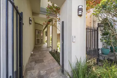 1533 Nevada Street, Houston, TX 77006 - Photo 4