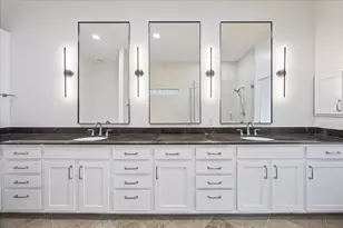 1533 Nevada St, Houston, TX 77006 - Photo 16