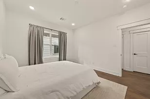 1243 W 23rd St, Houston, TX 77008 - Photo 24