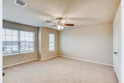 8212 Sunberry Shadow Drive, Houston, TX 77016 - Photo 14