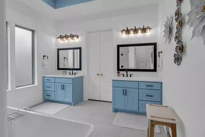 633 North Rivus Overlook Drive, Willis, TX 77318 - Photo 14