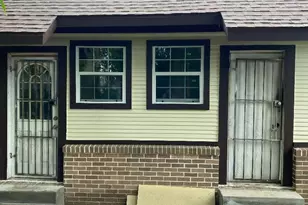 4412 Orange St, Houston, TX 77020 - Photo 1