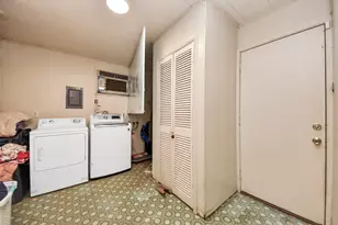 2213 Mockingbird St, Baytown, TX 77520 - Photo 34