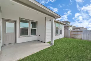 10642 Cascade Crk Dr, Rosharon, TX 77583 - Photo 4