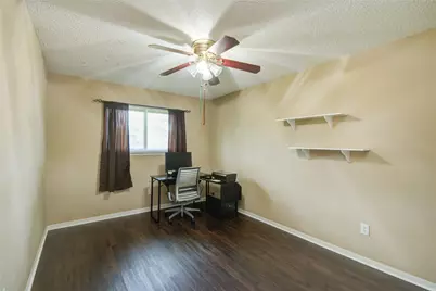 103 Sunflower Street, Lake Jackson, TX 77566 - Photo 28