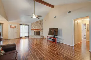 103 Sunflower St, Lake Jackson, TX 77566 - Photo 8