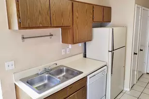 2750 Holly Hall St, Houston, TX 77054 - Photo 6