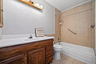 2814 S Bartell Dr, Houston, TX 77054 - Photo 22