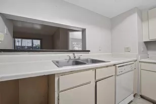 2814 S Bartell Dr, Houston, TX 77054 - Photo 20