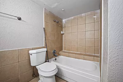 2814 S Bartell Drive #9, Houston, TX 77054 - Photo 34