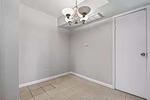 2814 S Bartell Dr, Houston, TX 77054 - Photo 6