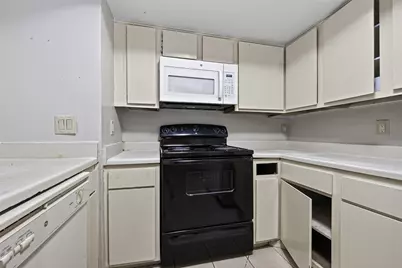 2814 S Bartell Drive #9, Houston, TX 77054 - Photo 18