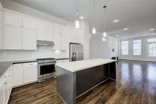 1041 Ashland St, Houston, TX 77008 - Photo 12