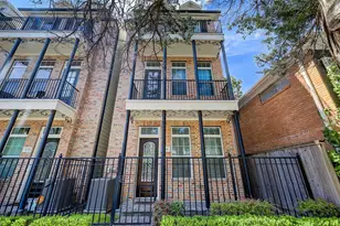 1041 Ashland St, Houston, TX 77008 - Photo 1