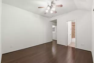 3209 Clearview Cir, Houston, TX 77025 - Photo 36