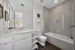 1310 Nantucket Dr, Houston, TX 77057 - Photo 26