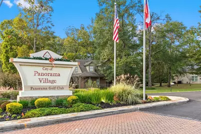 1 Stone Creek Dr, Conroe, TX 77304 - Photo 4