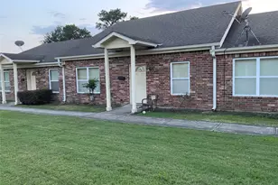 1327 Queens Rd, Pasadena, TX 77502 - Photo 2