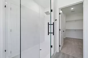 111 Capetown Way, Conroe, TX 77356 - Photo 28