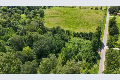 1401 County Road 2061, Hull, TX 77564 - Photo 6
