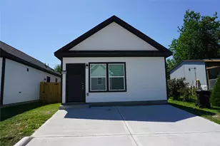 11755 White Cedar, Willis, TX 77318 - Photo 1