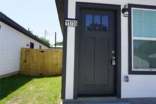 11755 White Cedar, Willis, TX 77318 - Photo 2