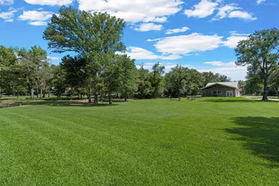 20253 Lakeshore Drive, Thornton, TX 76687 - Photo 10