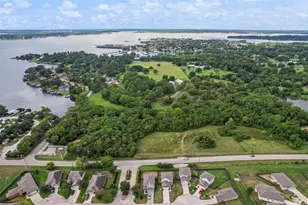 10933 South Lake Mist Lane, Willis, TX 77318 - Photo 18