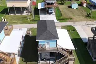 113 Ocean Tide Dr, Crystal Beach, TX 77650 - Photo 26